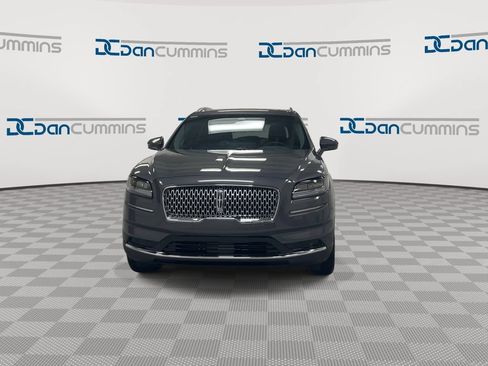 Used 2023 Lincoln Nautilus Reserve AWD/4WD image 3