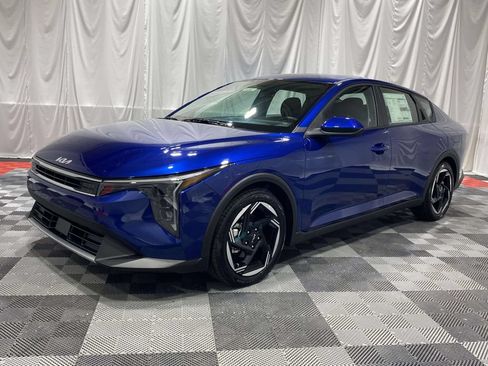 New 2026 Kia K4 EX FWD image 1