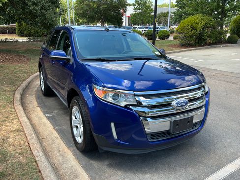 Used 2014 Ford Edge SEL w/ Equipment Group 205A FWD image 2