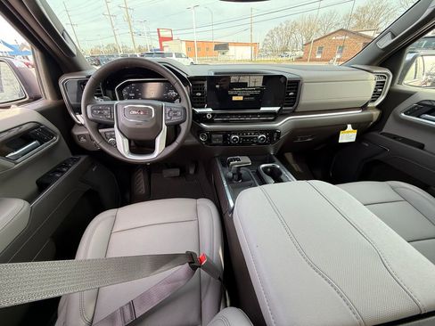 New 2026 GMC Sierra 1500 SLT w/ SLT Premium Package image 12