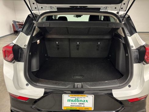 Used 2024 Buick Encore GX Sport Touring w/ Comfort Package image 19