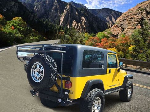 Used 2006 Jeep Wrangler Unlimited Rubicon AWD/4WD image 3