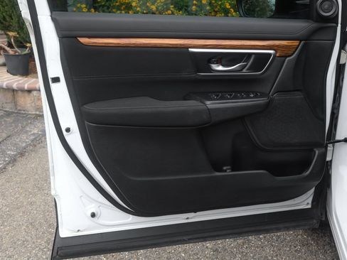 Used 2021 Honda CR-V EX image 17