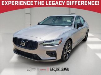 Used 2024 Volvo S60 B5 Plus FWD video 1