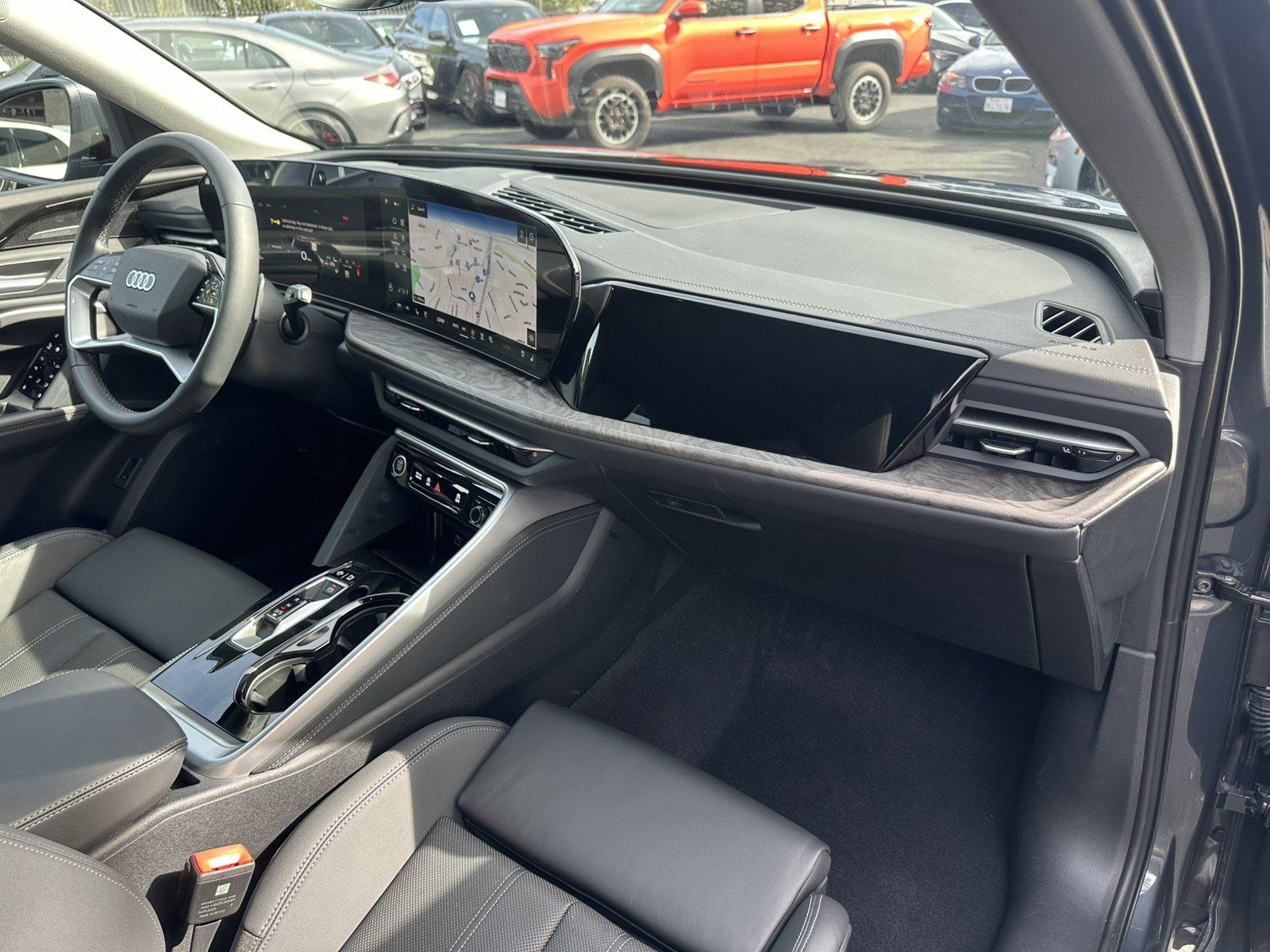 Used 2025 Audi Q5 Premium Plus AWD/4WD image 21