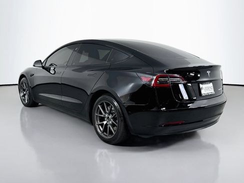 Used 2022 Tesla Model 3 Long Range AWD/4WD image 7