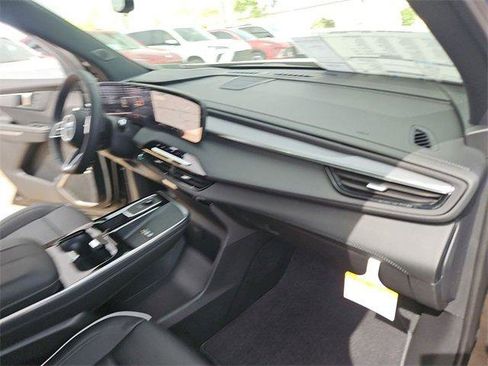 New 2026 Buick Enclave Sport Touring w/ Power Package image 28