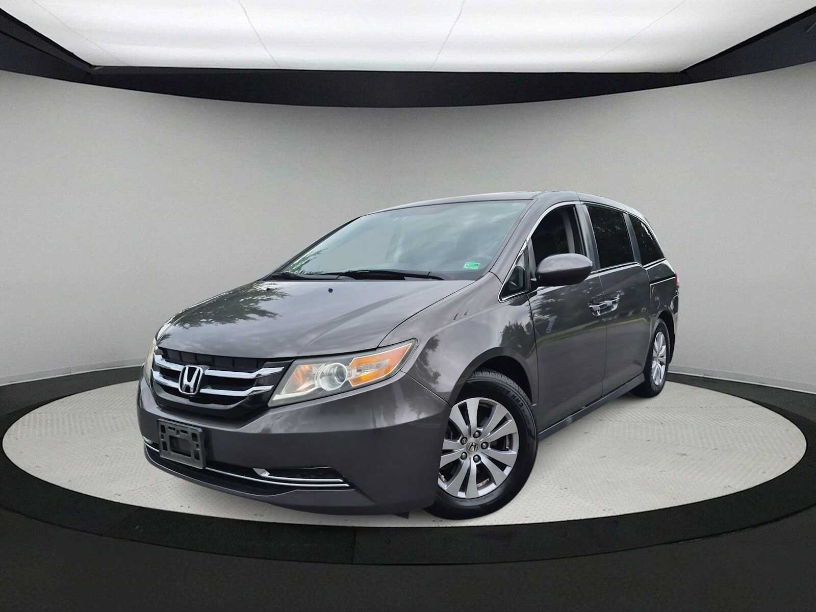 Used 2015 Honda Odyssey EX image 1
