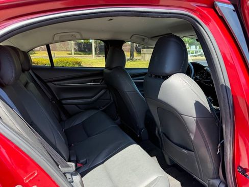 Used 2021 MAZDA MAZDA3 s FWD image 21