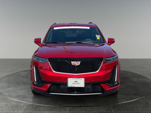 Used 2024 Cadillac XT6 Sport w/ Technology Package AWD/4WD image 9