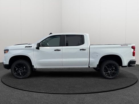 New 2026 Chevrolet Silverado 1500 Custom Trail Boss w/ LPO, Dark Essentials Package image 2