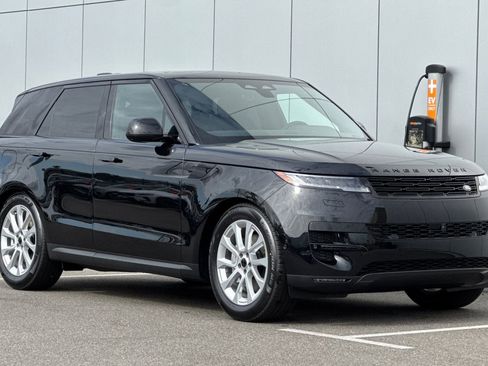 New 2026 Land Rover Range Rover Sport SE AWD/4WD image 7