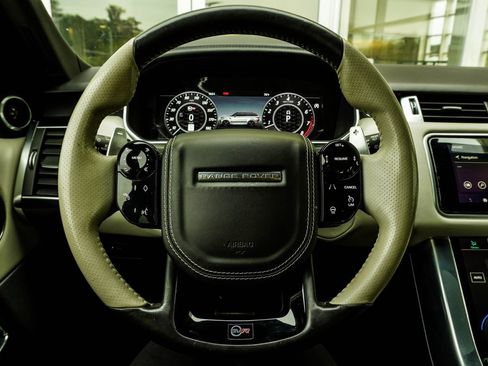 Used 2020 Land Rover Range Rover Sport SVR AWD/4WD image 14