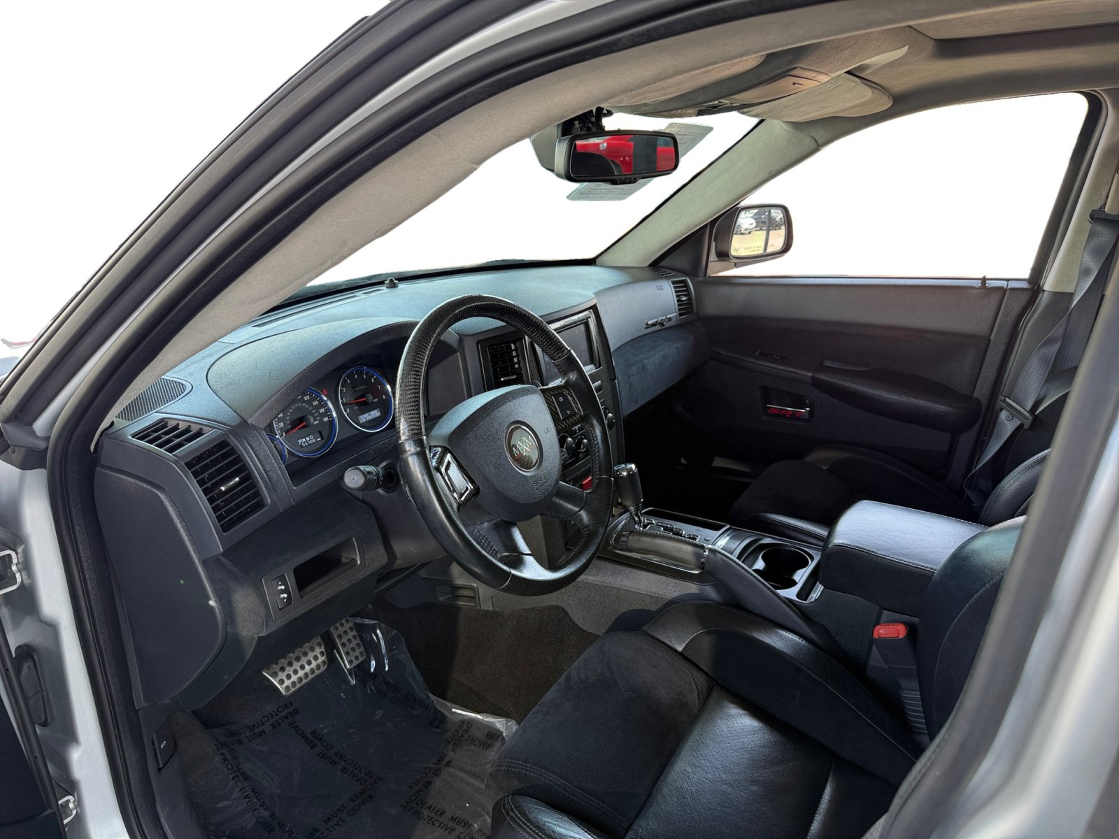 Used 2008 Jeep Grand Cherokee SRT8 w/ SRT Option Group II AWD/4WD image 9