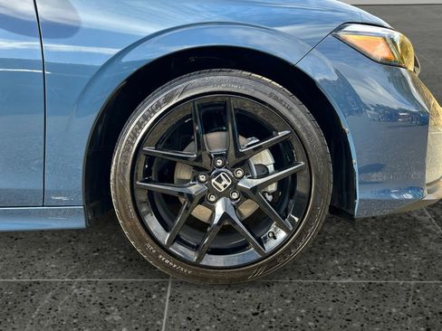 Used 2025 Honda Civic Sport image 10