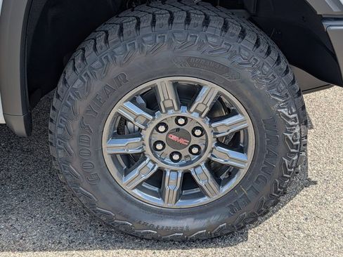 New 2026 GMC Sierra 1500 AT4X AWD/4WD image 20