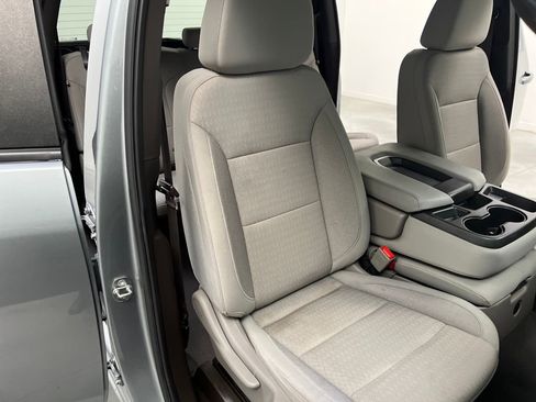 Used 2024 Chevrolet Silverado 2500 LT image 23