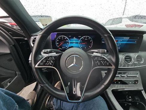 Used 2021 Mercedes-Benz E 350 Sedan w/ Premium Package image 8