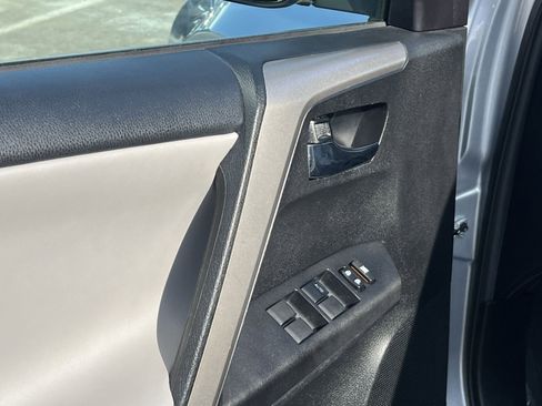Used 2016 Toyota RAV4 XLE image 15