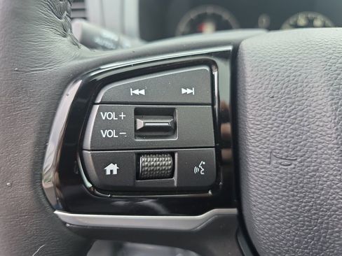 Used 2025 Honda Odyssey EX-L image 21