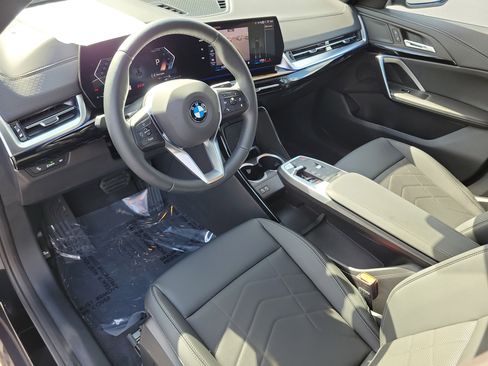 New 2026 BMW X2 xDrive28i w/ Convenience Package AWD/4WD image 24