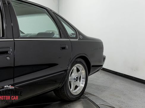 Used 1996 Chevrolet Impala SS RWD image 49