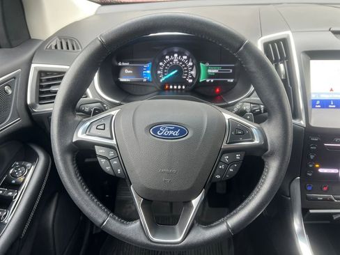 Used 2019 Ford Edge Titanium w/ Equipment Group 301A image 22