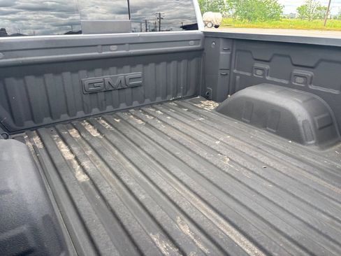 Used 2022 GMC Sierra 1500 SLT RWD image 31