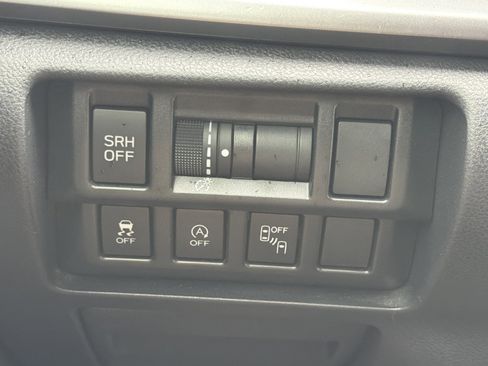 Certified 2021 Subaru Crosstrek 2.5i Limited AWD/4WD image 26
