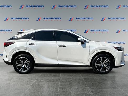 Used 2023 Lexus RX 350 Premium w/ Cold Area Package FWD image 6