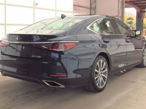 Used 2020 Lexus ES 350 w/ Premium Package FWD image 4