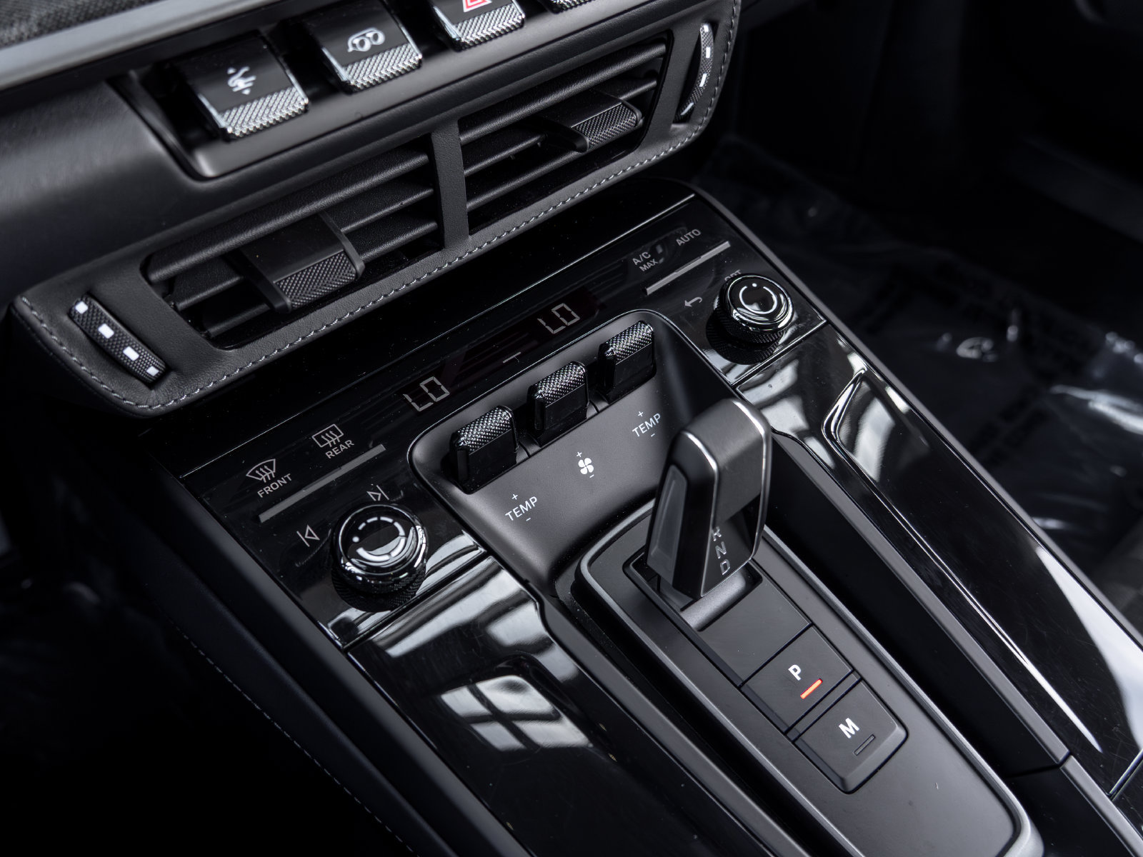 Certified 2026 Porsche 911 GTS RWD image 47