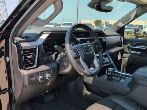 New 2026 GMC Sierra 1500 Denali image 2