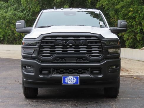 New 2026 RAM 3500 Tradesman image 21