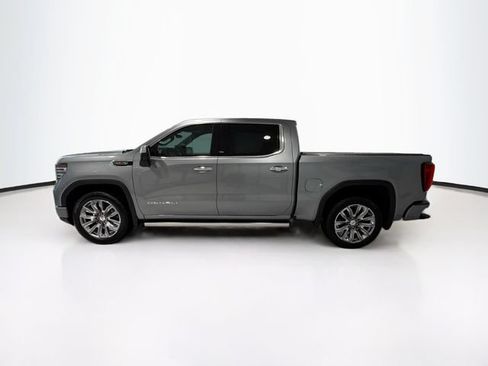 Used 2025 GMC Sierra 1500 Denali AWD/4WD image 4