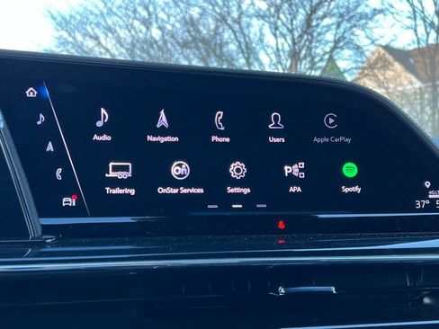 Used 2024 Cadillac Escalade ESV Sport image 32