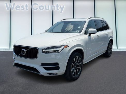 Used 2019 Volvo XC90 T5 Momentum w/ Protection Package Premier AWD/4WD image 9
