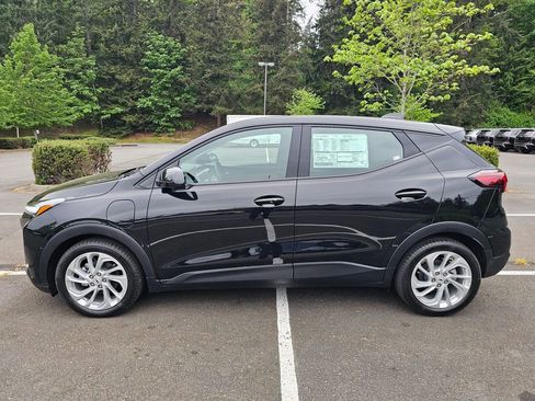 New 2027 Chevrolet Bolt LT w/ Comfort Package FWD image 2
