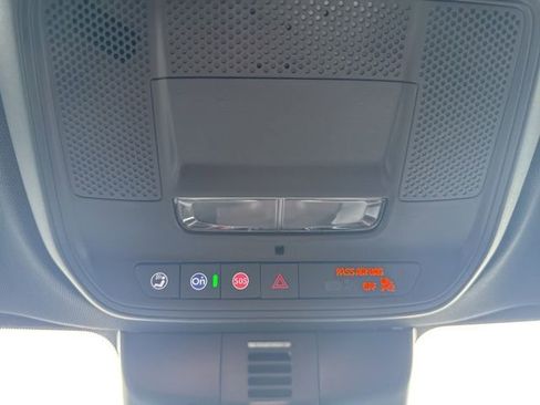 New 2026 Chevrolet Traverse LT w/ Midnight/Sport Edition image 15