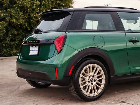 Used 2025 MINI Cooper S FWD image 12
