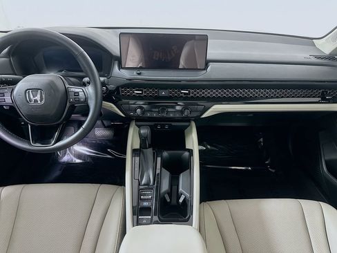 Used 2024 Honda Accord EX-L image 18