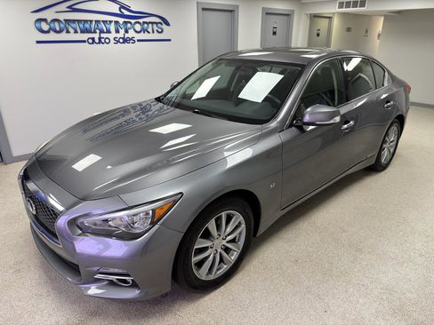 Used 2015 INFINITI Q50 AWD w/ Moonroof Package image 2