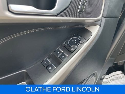 Certified 2023 Ford Explorer XLT w/ Equipment Group 202A AWD/4WD image 25