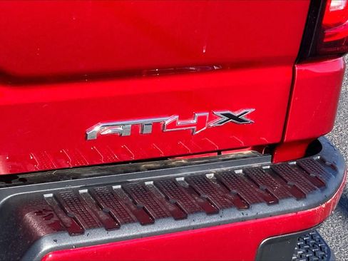 Used 2022 GMC Sierra 1500 AT4X AWD/4WD image 10
