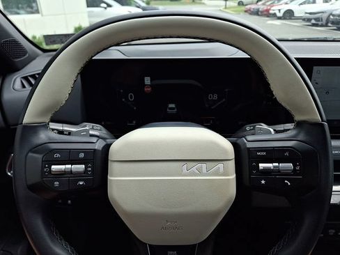 Used 2025 Kia K4 GT-Line w/ GT-Line Premium Package FWD image 18