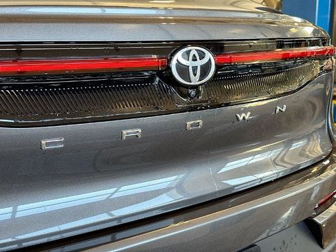 Used 2023 Toyota Crown XLE image 20