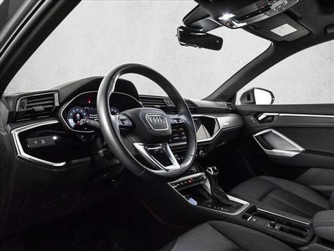 Certified 2024 Audi Q3 2.0T Premium Plus w/ Premium Plus Package image 10