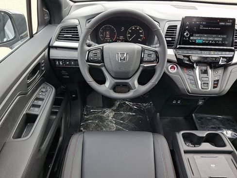 New 2026 Honda Odyssey Sport-L image 17