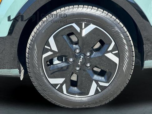 Certified 2023 Kia Niro Wind FWD image 27