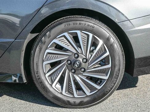 Certified 2025 Hyundai Sonata Limited image 8